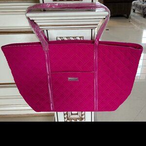 NWT Vera Bradley Trimmed Vera Traveler Fuchsia Travel Tote Bag